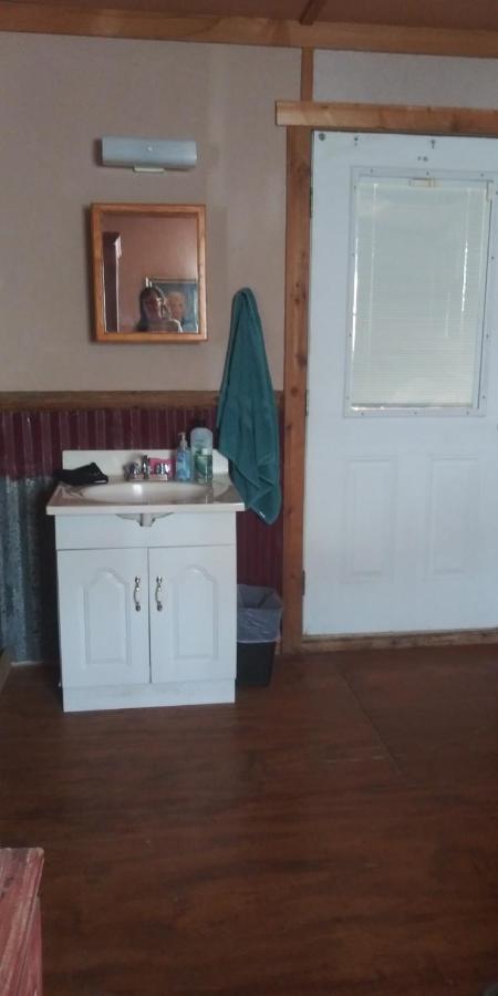 La Loma Del Chivo Llc - The Spirit Room Marathon Exterior foto